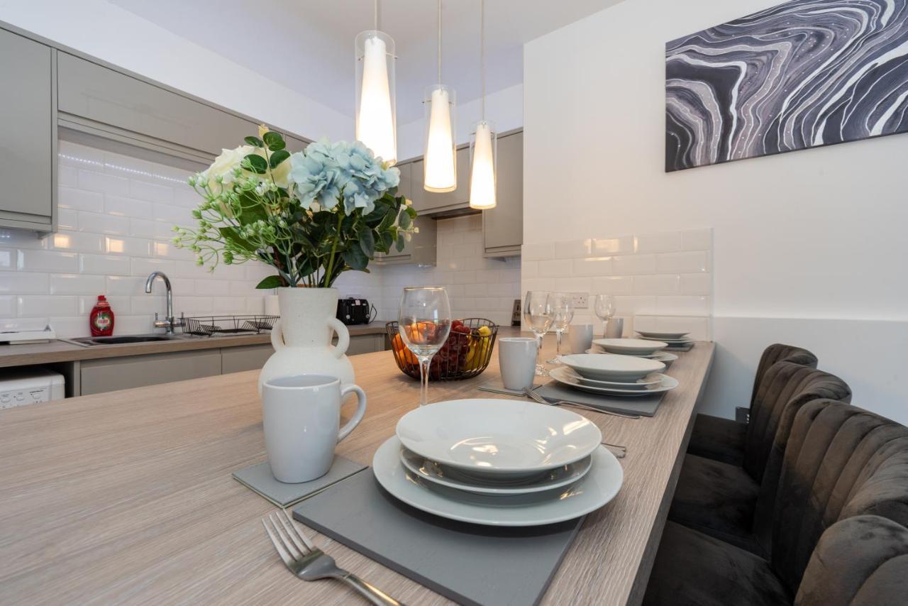 Sea Views Modern Two Bedroom Apartment Лоустофт Екстериор снимка